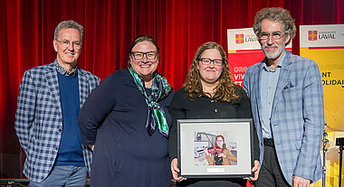 Jacques Simard, Catherine Vallée, Pascale Tremblay et Julien Poitras, doyen de la Faculté