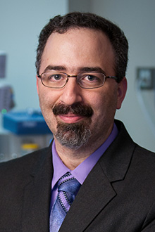 Gilles Chiniara, directeur du Département d’anesthésiologie et de soins intensifs, Faculté de médecine, Université Laval