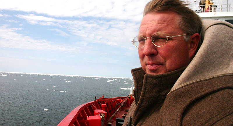 Éric Dewailly, en mémoire à ce grand professeur titulaire et chercheur spécialiste en santé des communautés nordiques.